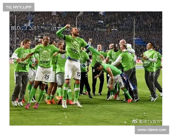 德甲联赛边路传中战术解析与球队执行效果研究